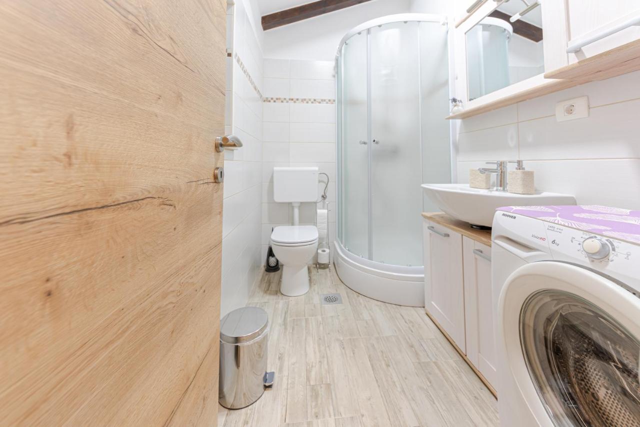 לוסיה Apartments Gea מראה חיצוני תמונה