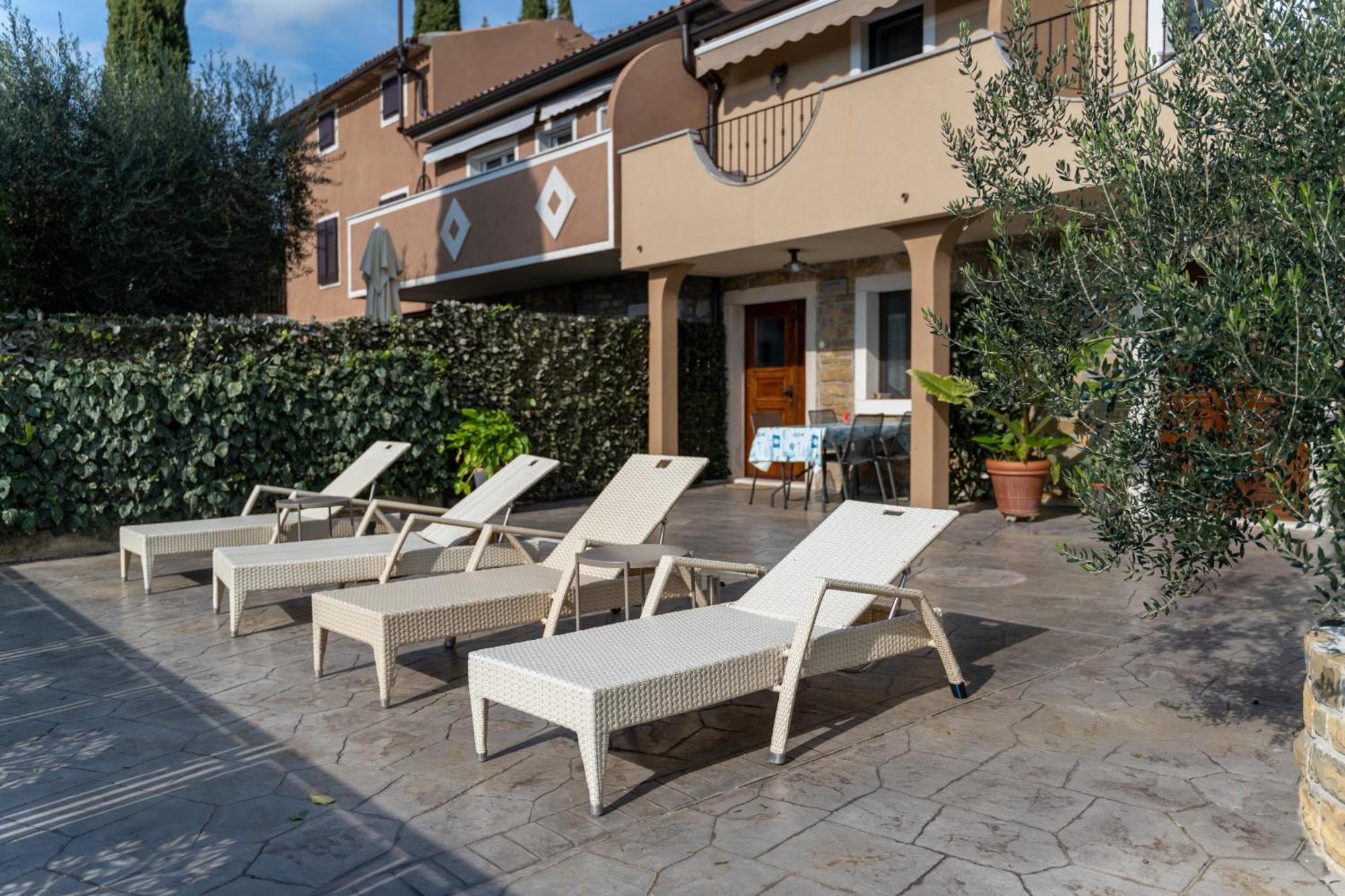 לוסיה Apartments Gea מראה חיצוני תמונה