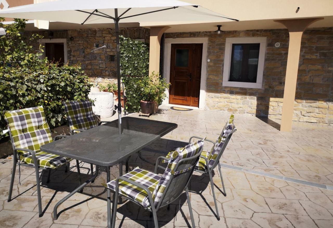 לוסיה Apartments Gea מראה חיצוני תמונה