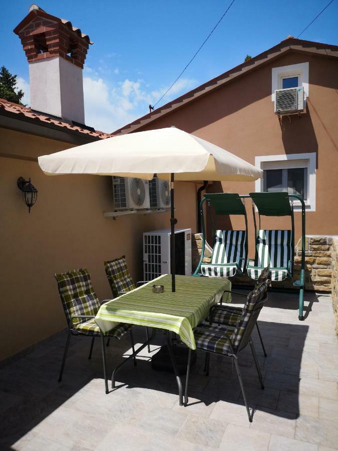 לוסיה Apartments Gea מראה חיצוני תמונה